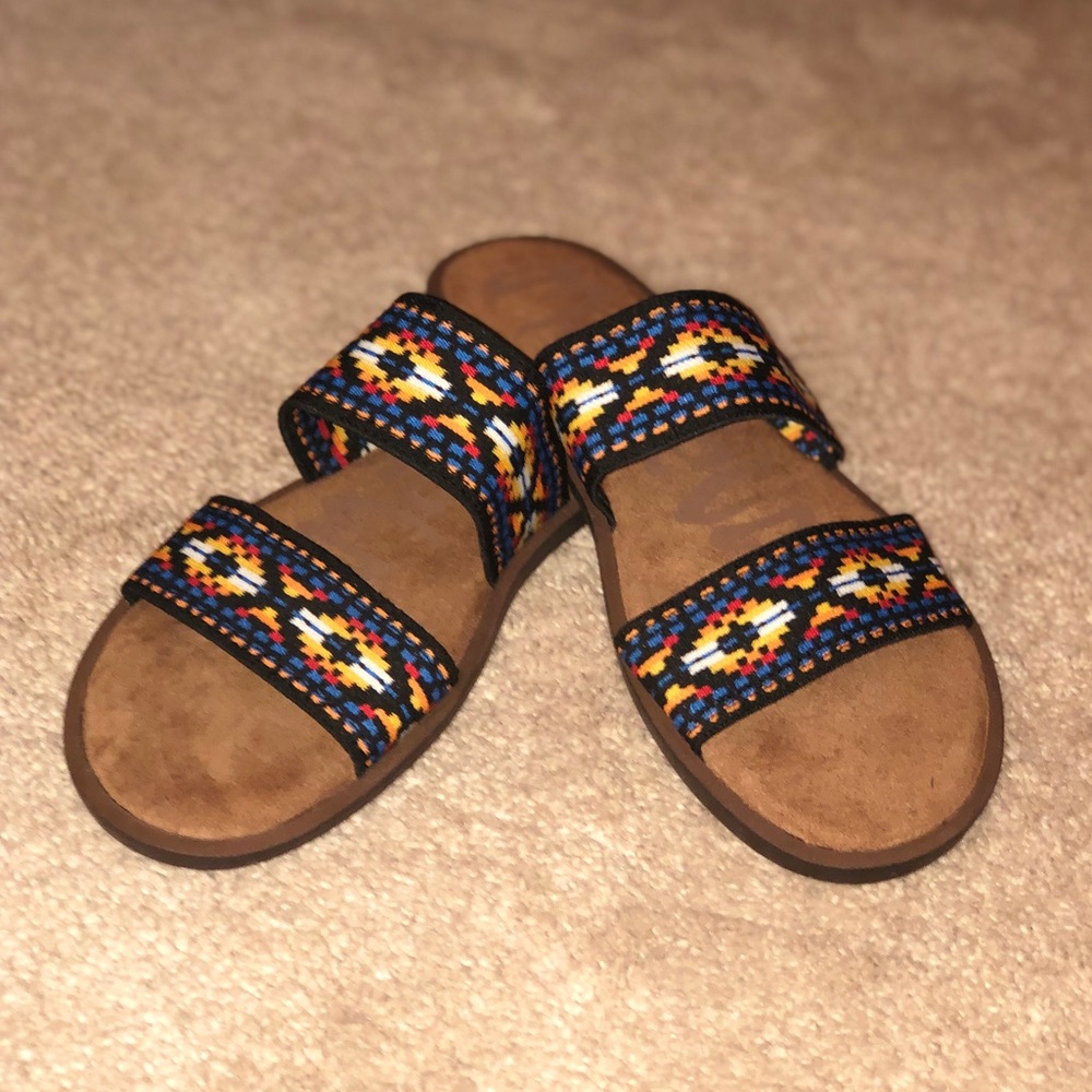 New Patterned Sandals